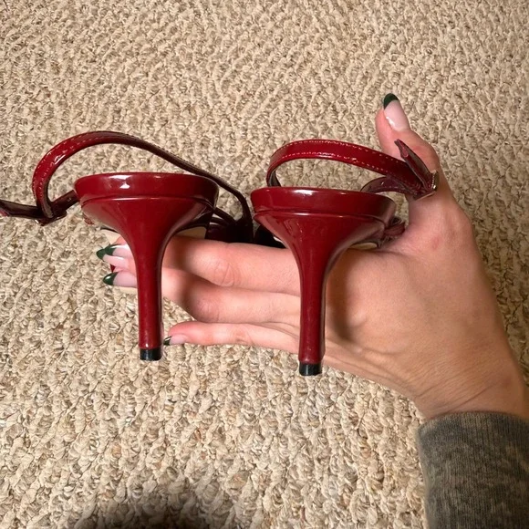 Steve Madden Liana Wine Red Patent Multi Strap Slingback Kitten Heel Pumps 8.5M - Picture 9 of 9